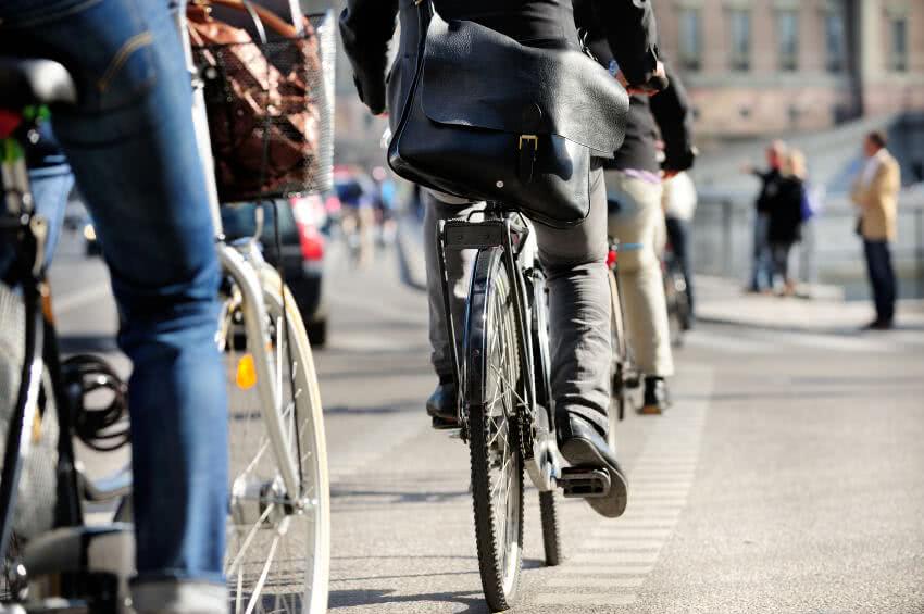 Se rendre au travail en vélo : une nouvelle étude suggère des résultats étonnants